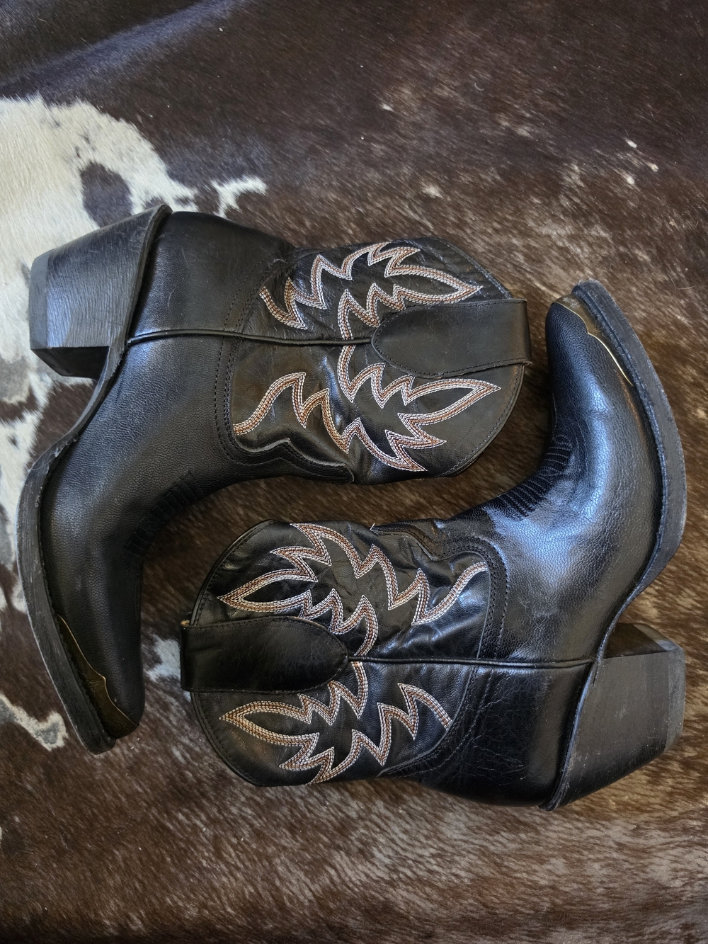 Idyllwind Black Embroidered Western Ankle Boots
